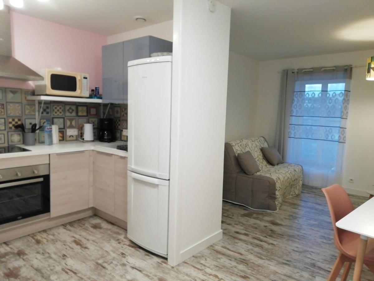 Joli Appartement, 1 Chambre, Au Coeur De Mouilleron St Germain Kültér fotó